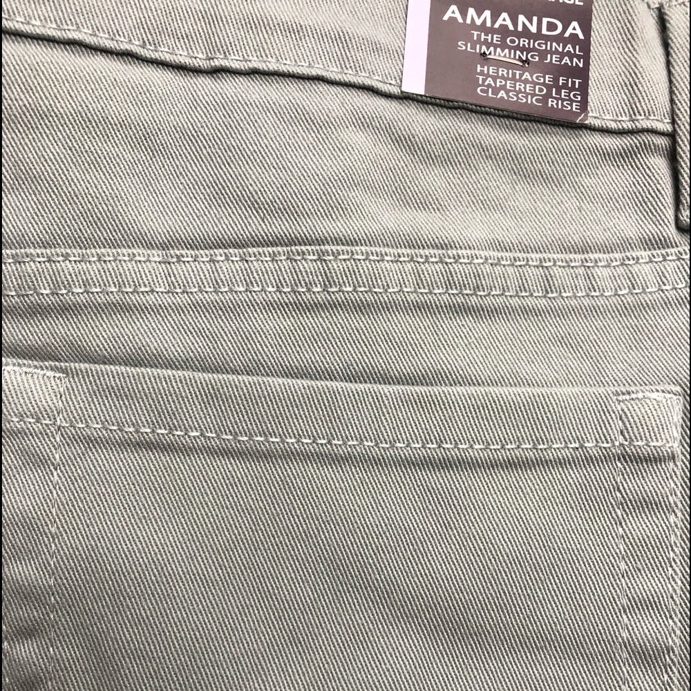 Gloria Vanderbilt Women's Amanda Classic Jeans - Picture 4 of 8